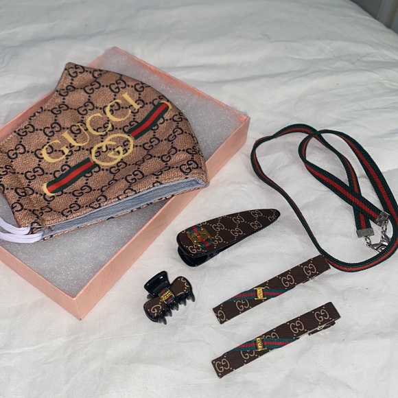 6pc Face Mask & Accessories Set - Picture 6 of 7